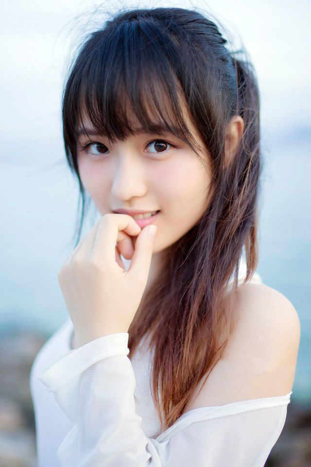 “那只是顺带。”庞统摇了摇头：“现在那阆中大营之中，可是已经有不少人投了我军。”
